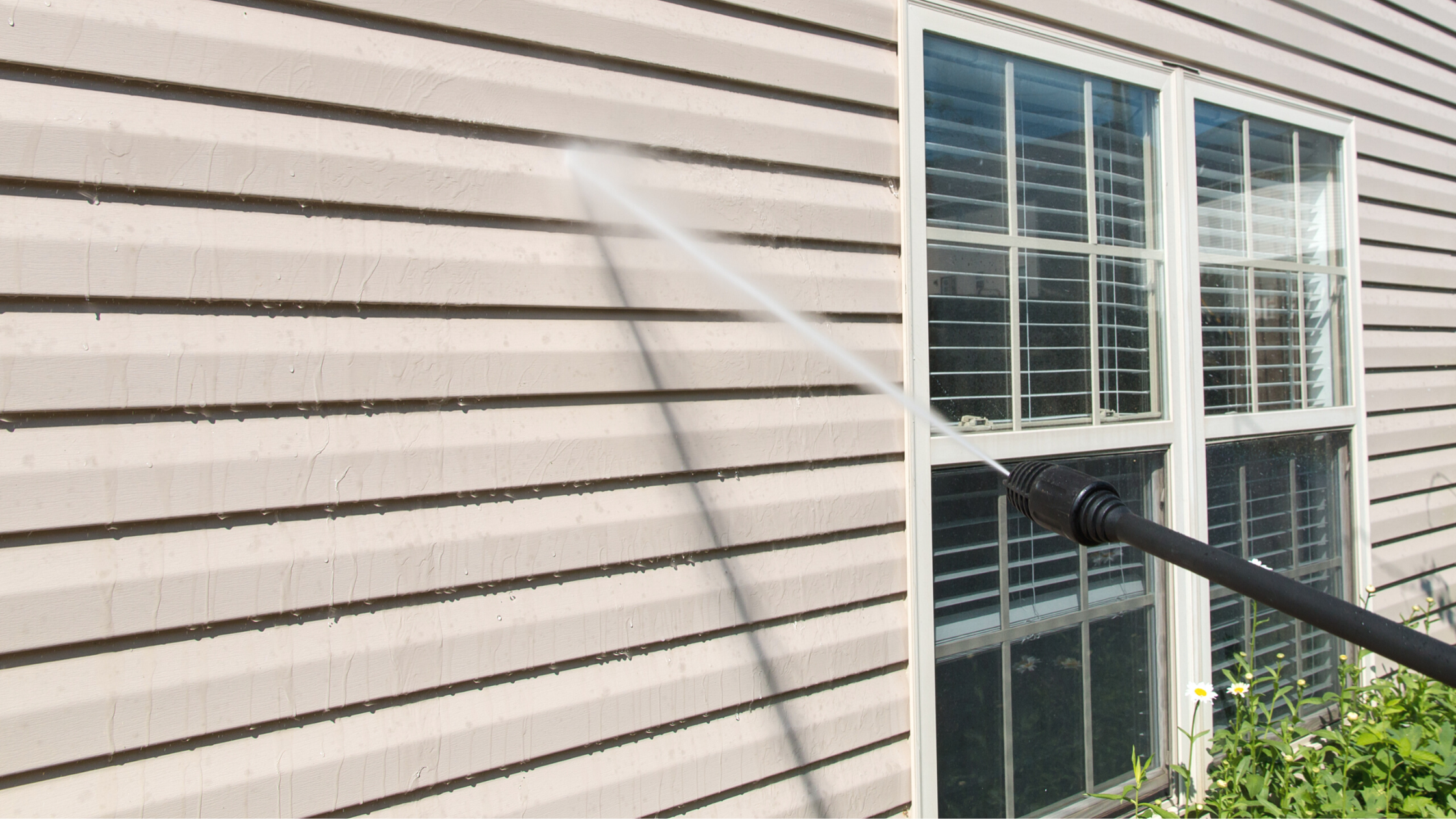 Soft washing and power washing your home exterior siding in the Twin Cities